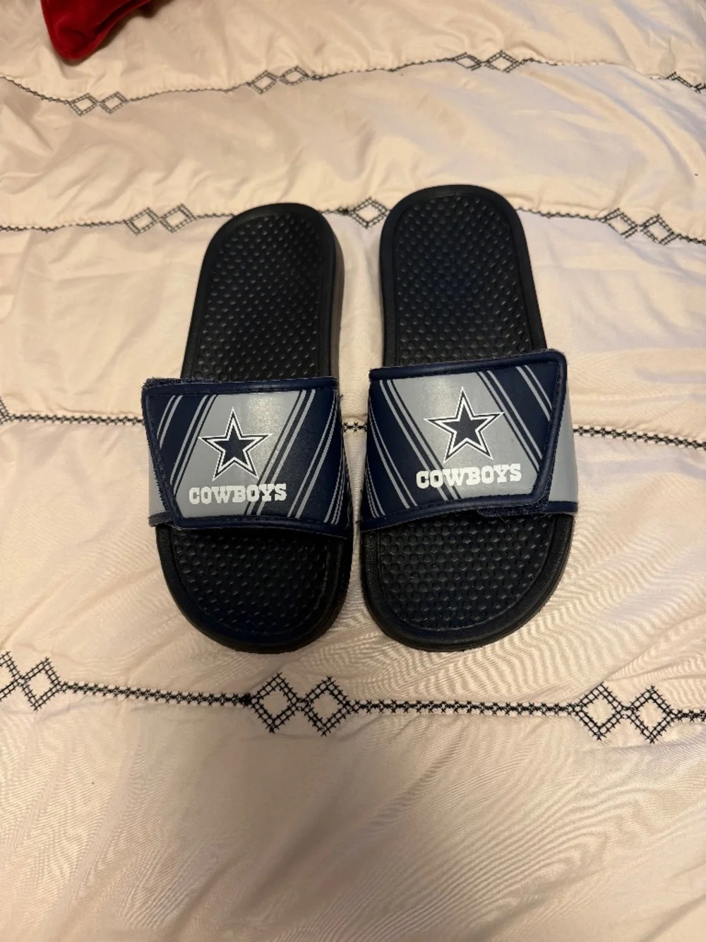 Kids Dallas Cowboys Slides size 2/3